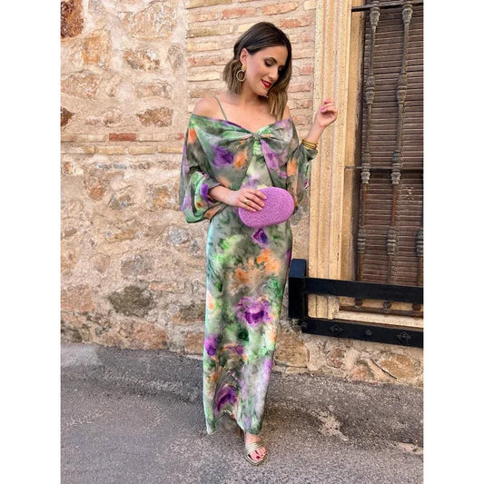 Vestido de praia maxi com estampado tie-dye, costas abertas e mangas compridas