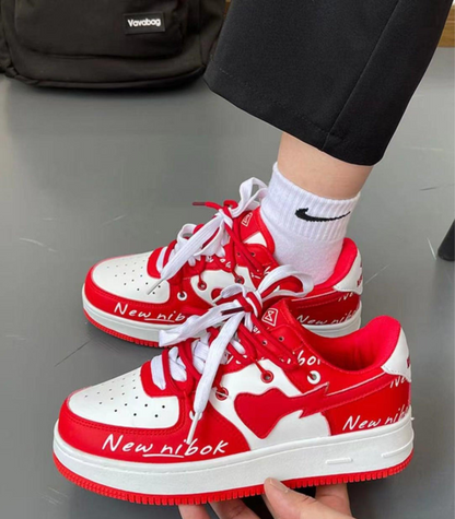 Ladies' Low Sneakers with Contrast Detail and Lace-Up Closure
