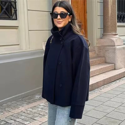 Cappotto invernale morbido e caldo da donna, con collo alto e stile caban