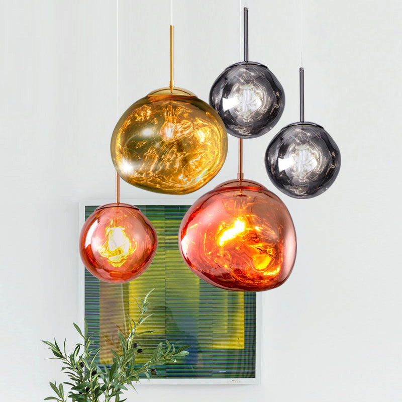 Elegante lampada a sospensione Luna in resina - design moderno