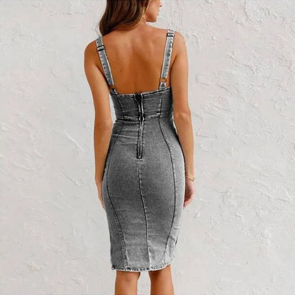 Slim Fit with U-Neck and Split