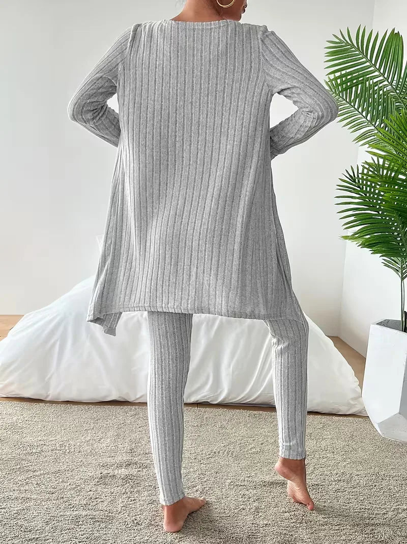Ensemble trois pièces avec cardigan