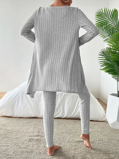 Ensemble trois pièces avec cardigan