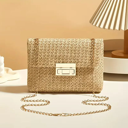 Pochette tissée avec fermeture dorée