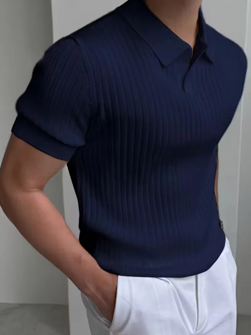 Polo à col en V avec texture côtelée