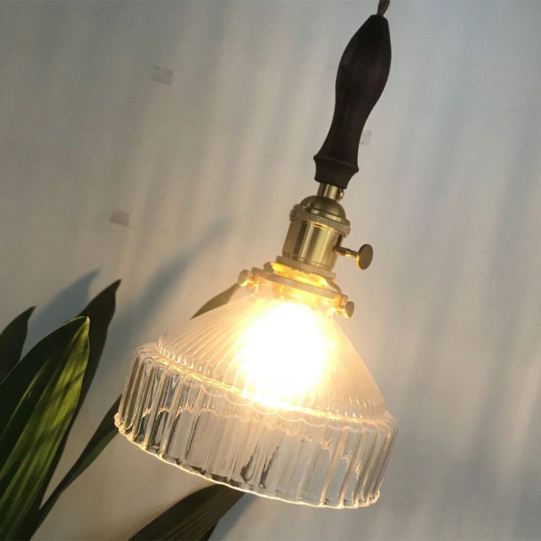 Rustieke hanglamp - industrieel ontwerp met geribbeld glas