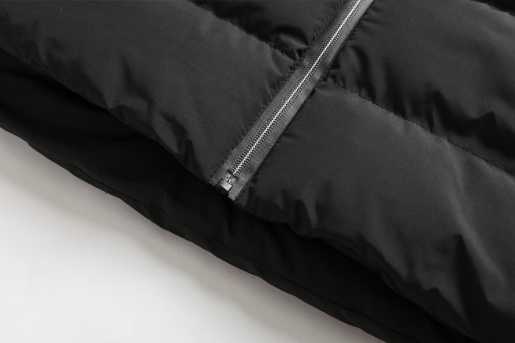 Giacca riscaldata unisex con temperatura regolabile e materiale idrorepellente