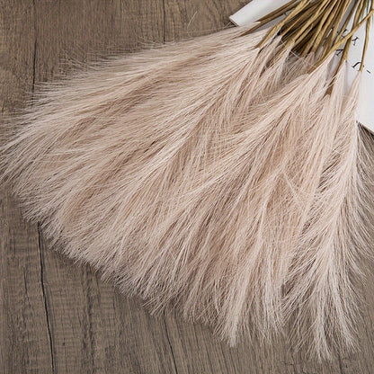 Artificial Pampas Grass for Home Decoration – Soft and Low Maintenance