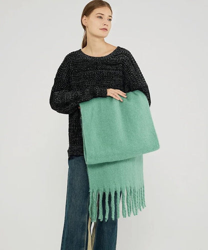 Warm Elegant Winter Scarf with Stylish Fringes for Women