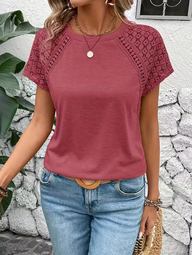 T-shirt à manches courtes avec détails en dentelle