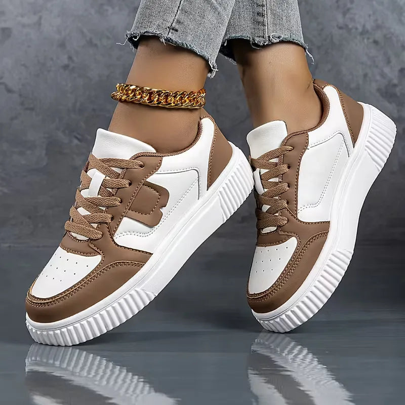 Platform sneakers with colour block design