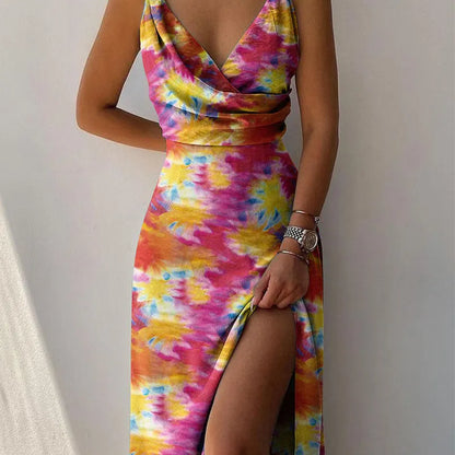 Vestido de verão com decote em V, abertura e alças finas