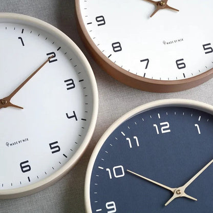 Orologio da parete minimalista con cornice in legno – Elegante, intramontabile e facile da leggere