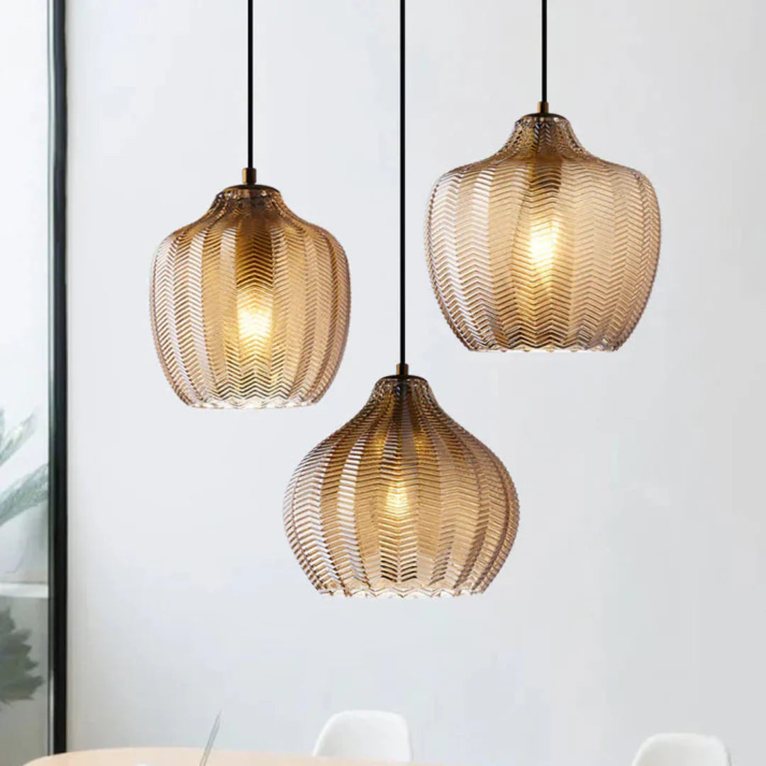 Lampă suspendată din sticlă ondulată, în stil nordic – Design elegant și modern