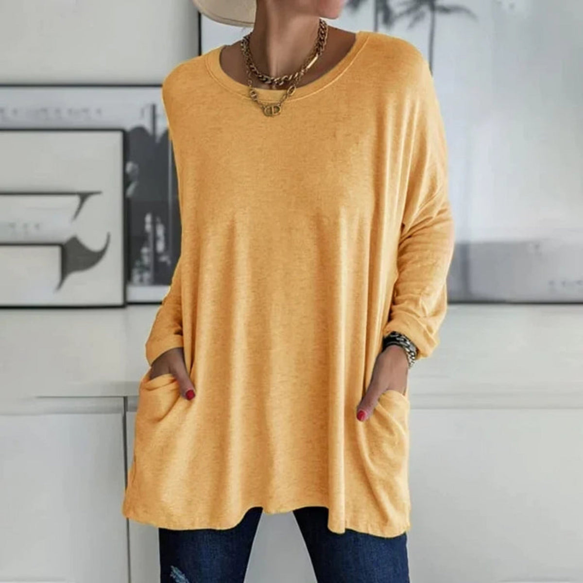 Ladies Casual Oversized Jumper with Pockets and Round Neck