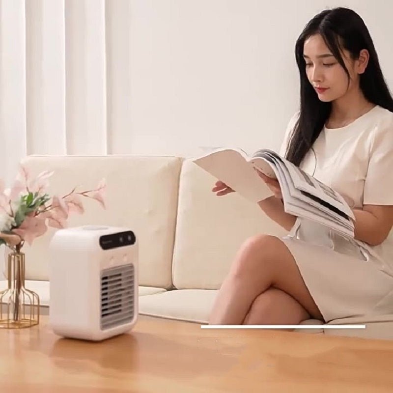 Kannettava minituuletin vesijäähdytyksellä