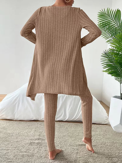 Ensemble trois pièces avec cardigan