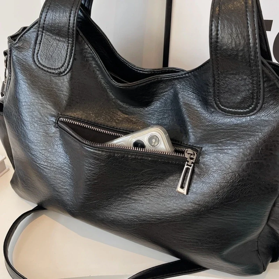 Retro Chic Shoulder Bag