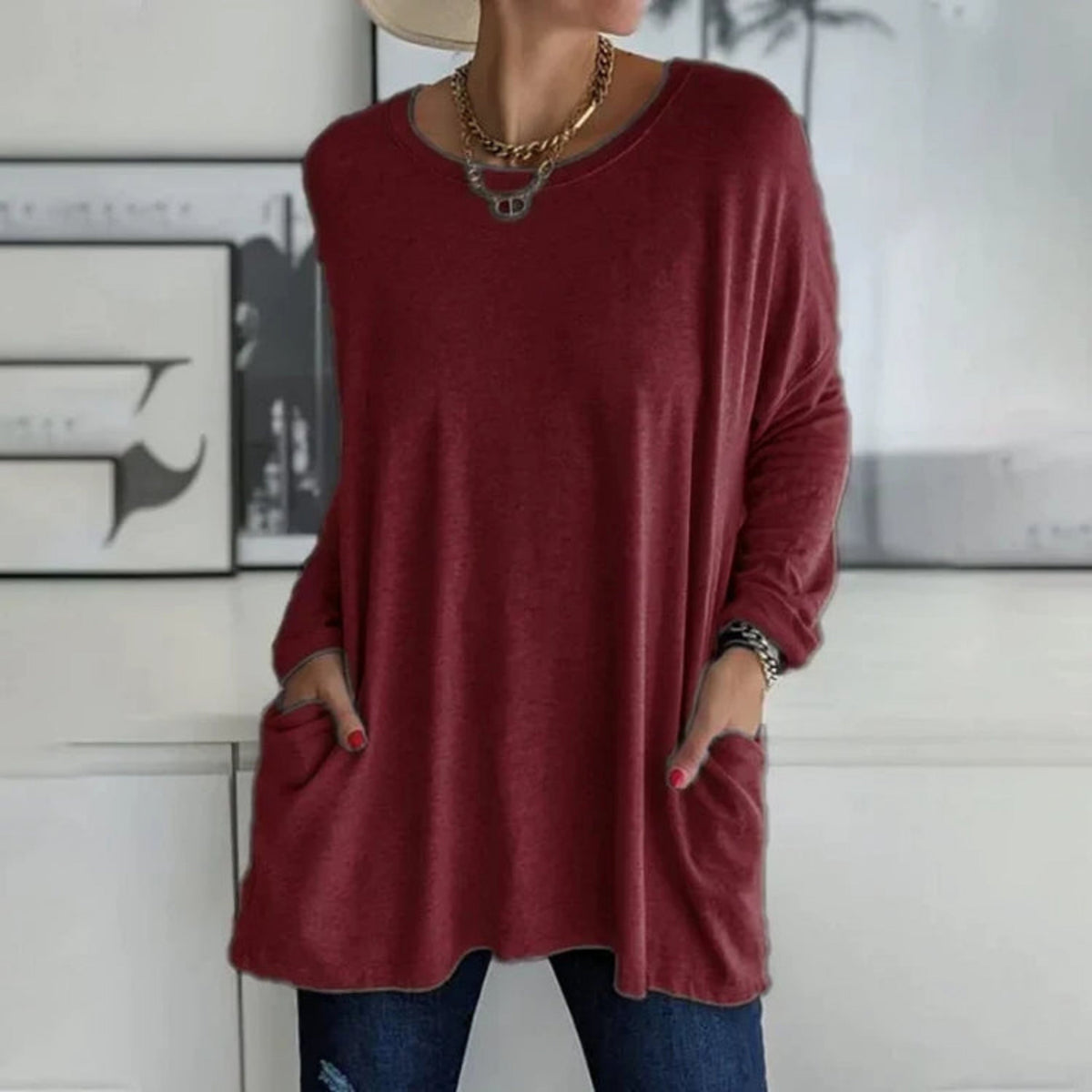 Ladies Casual Oversized Jumper with Pockets and Round Neck