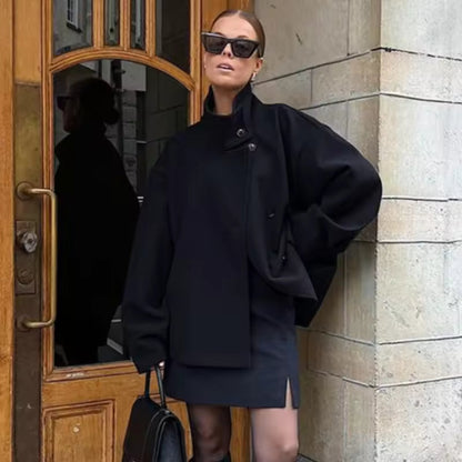 Cappotto invernale morbido e caldo da donna, con collo alto e stile caban