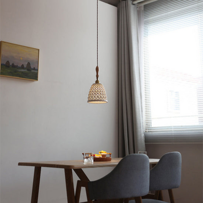Závesné svietidlo Prepletená žiara - tkaná keramika