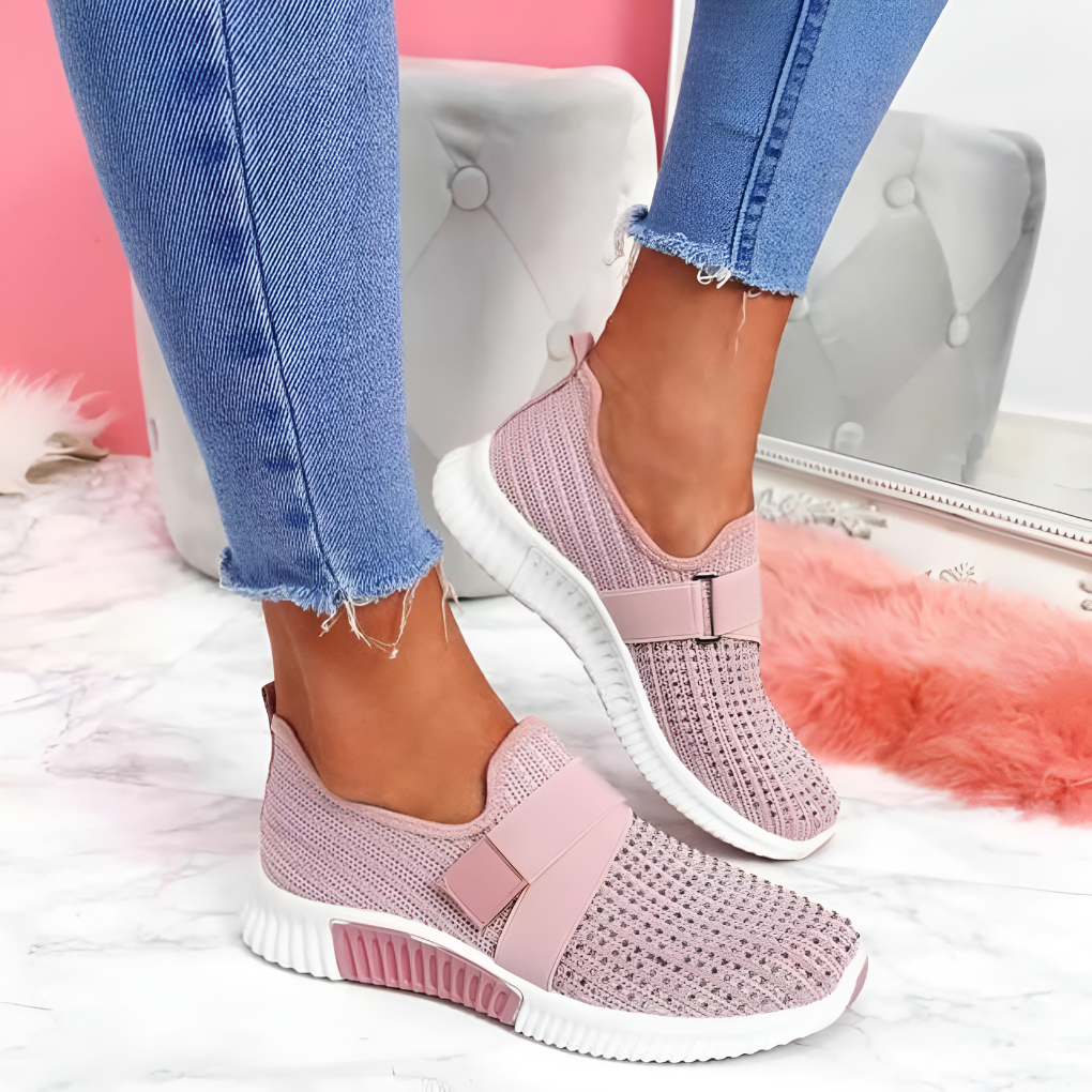 Adjustable T-strap Casual Flats