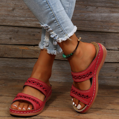 Summer sandals with double strap for women