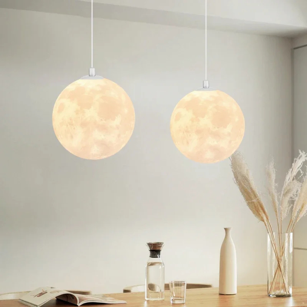 Viseća svjetiljka Lunar Glow – bezvremenska elegancija i toplina
