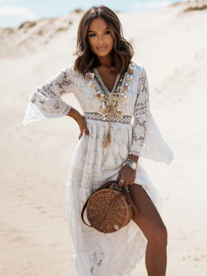 Liora – Bohemian Maxi Dress with Lace and Elegant Flare Sleeves