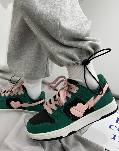Ladies' Low Sneakers with Contrast Detail and Lace-Up Closure