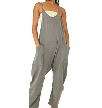 Loose jumpsuit with front pockets - Everly