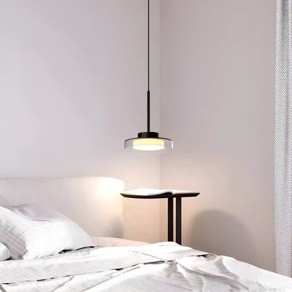 Pendellampe i fransk stil - elegant design i akryl og jern