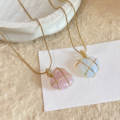 Fashionable Moonstone Necklace