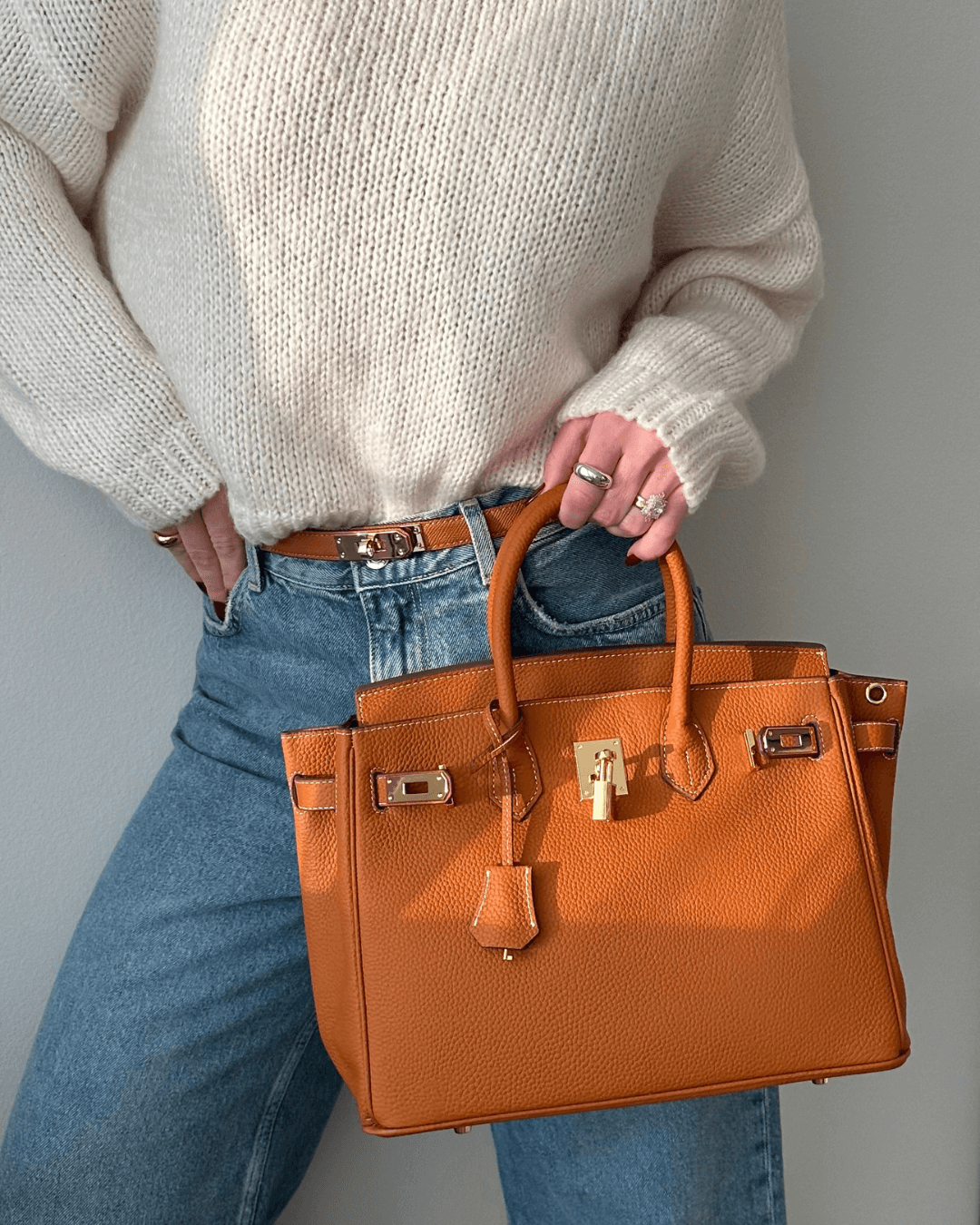 Elite Structure Ladies Handbag – Timeless, Elegant and Refined