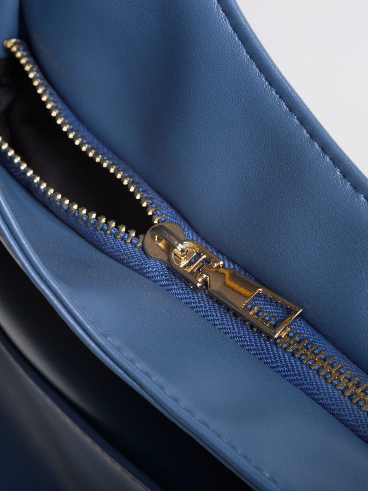 Minimalist Vegan Empty Hobo Shoulder Bag