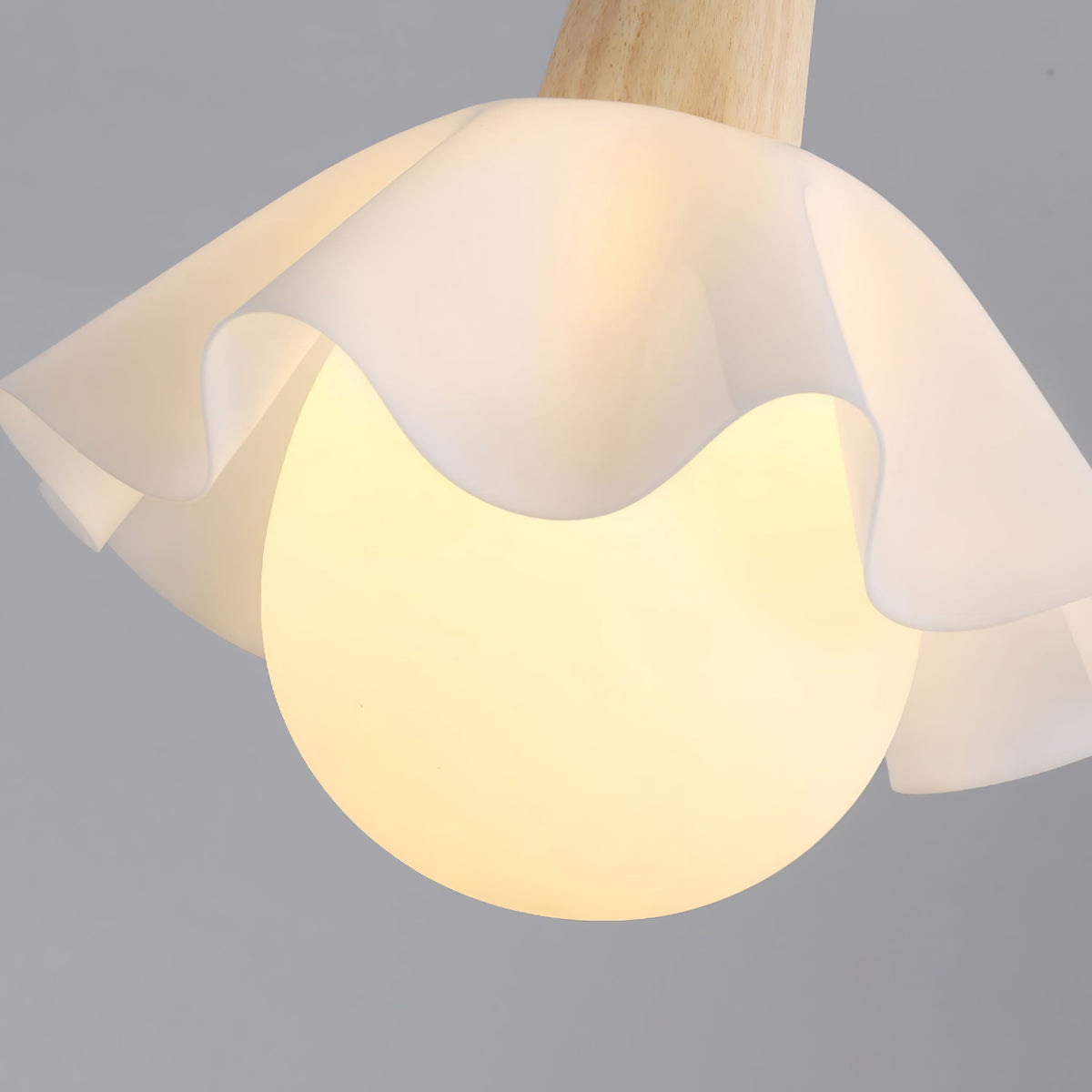 Nordic Wooden Pendant Lamp – Minimalist & Refined