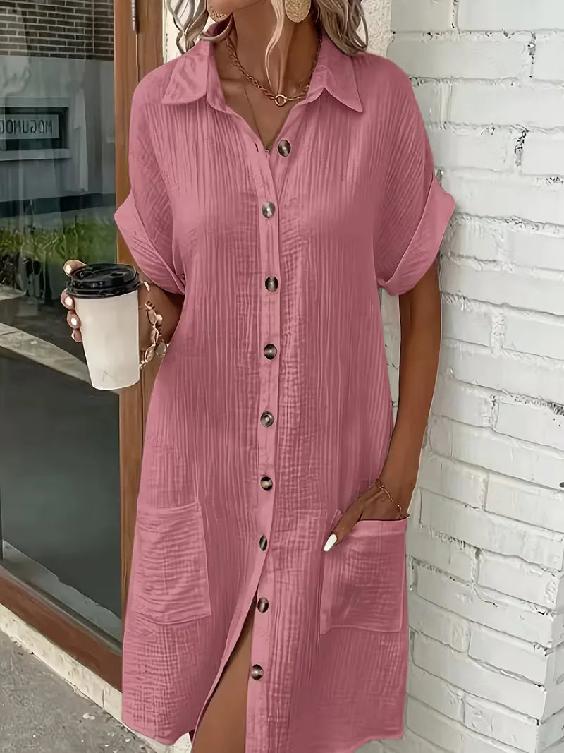 Robe chemise avec col en V et manches courtes