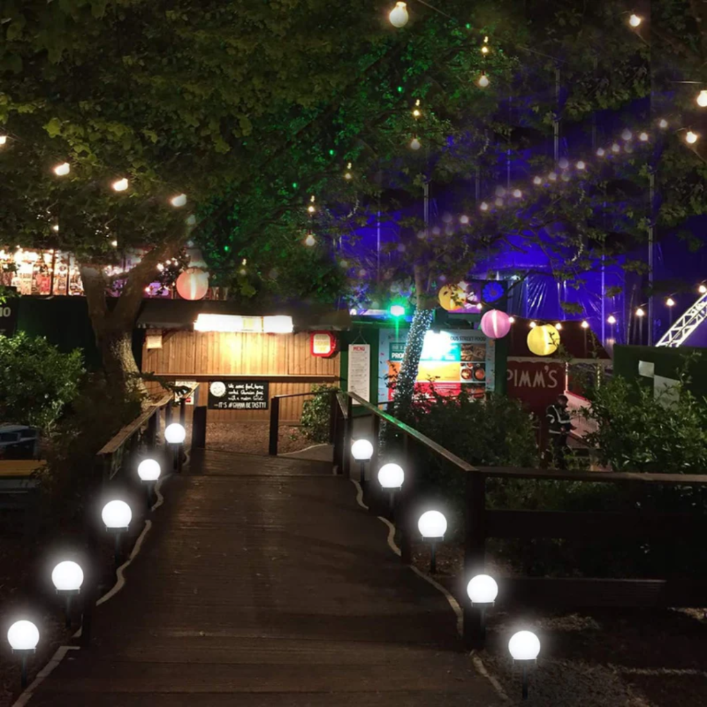 3-piece waterproof spherical garden lights