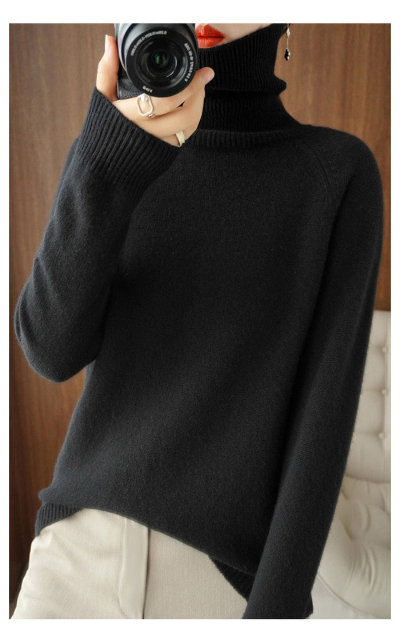 Ladies' Cozy Knitted Turtleneck Jumper with Raglan Sleeves