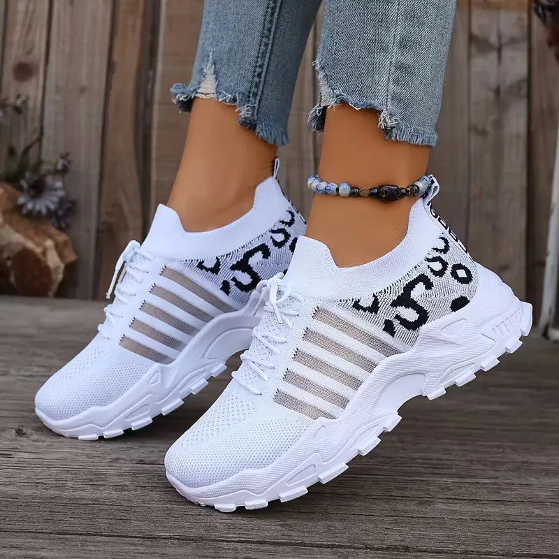 Low sneaker with leopard print