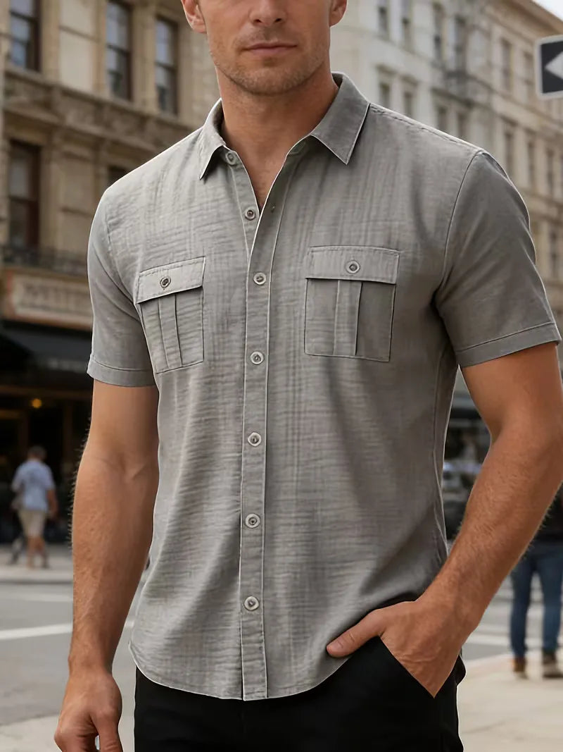 Chemise à manches courtes avec poches poitrine