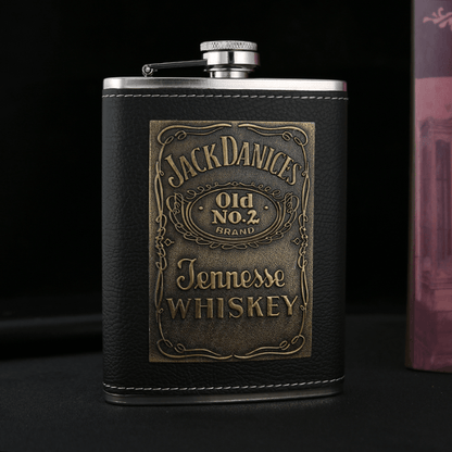 Classic Relief Flask – Compact and Robust