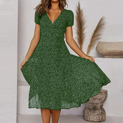 Sommerkleid mit V-Ausschnitt