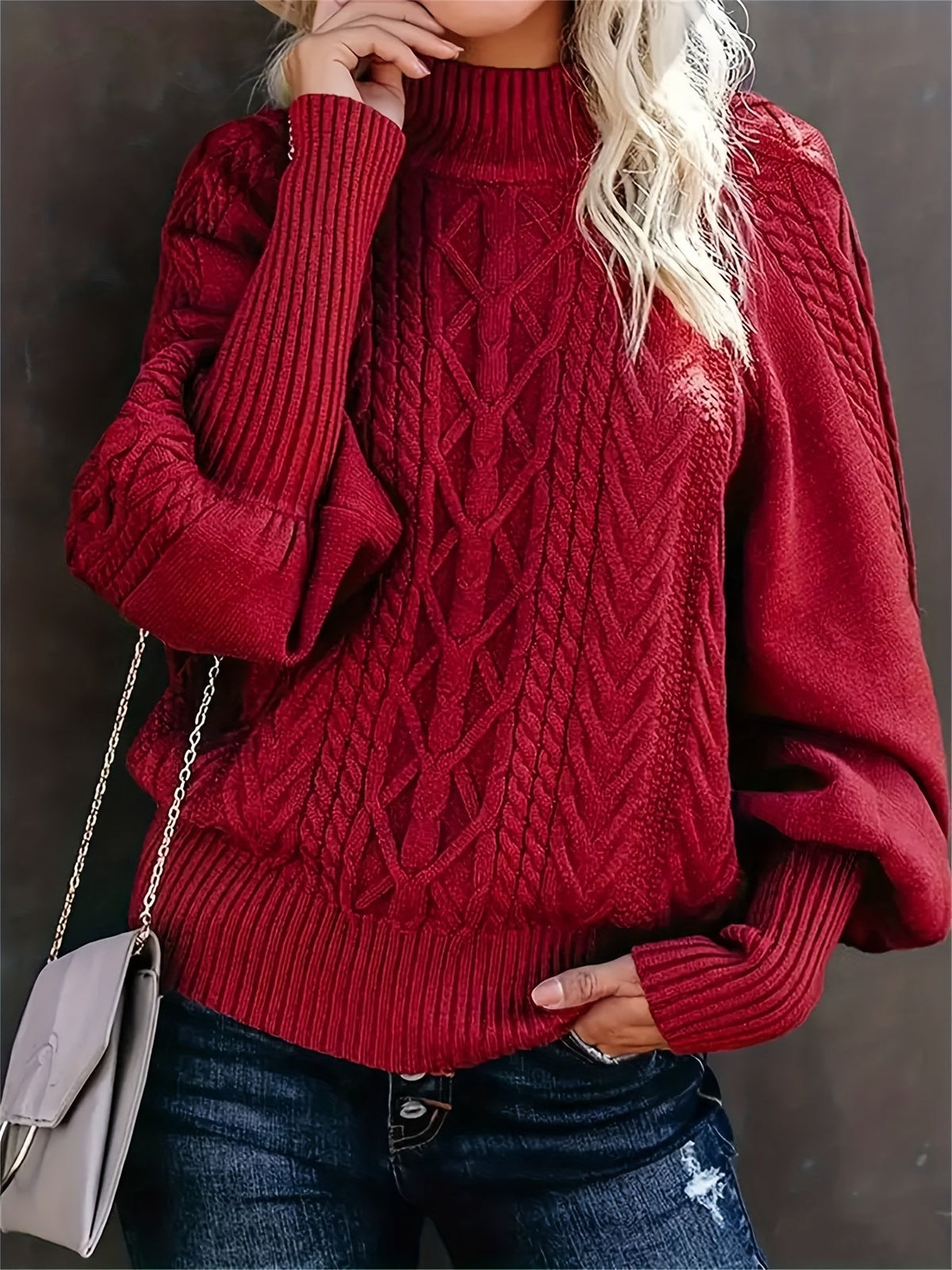 Pullover elegante da donna in maglia con collo alto – comodo