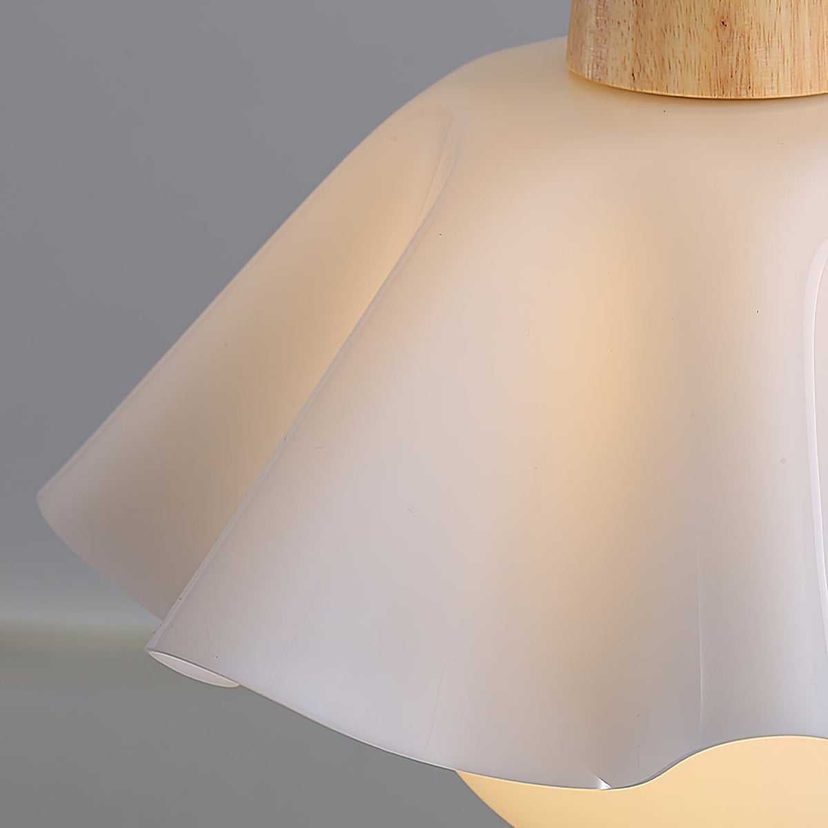 Nordic Wooden Pendant Lamp – Minimalist & Refined
