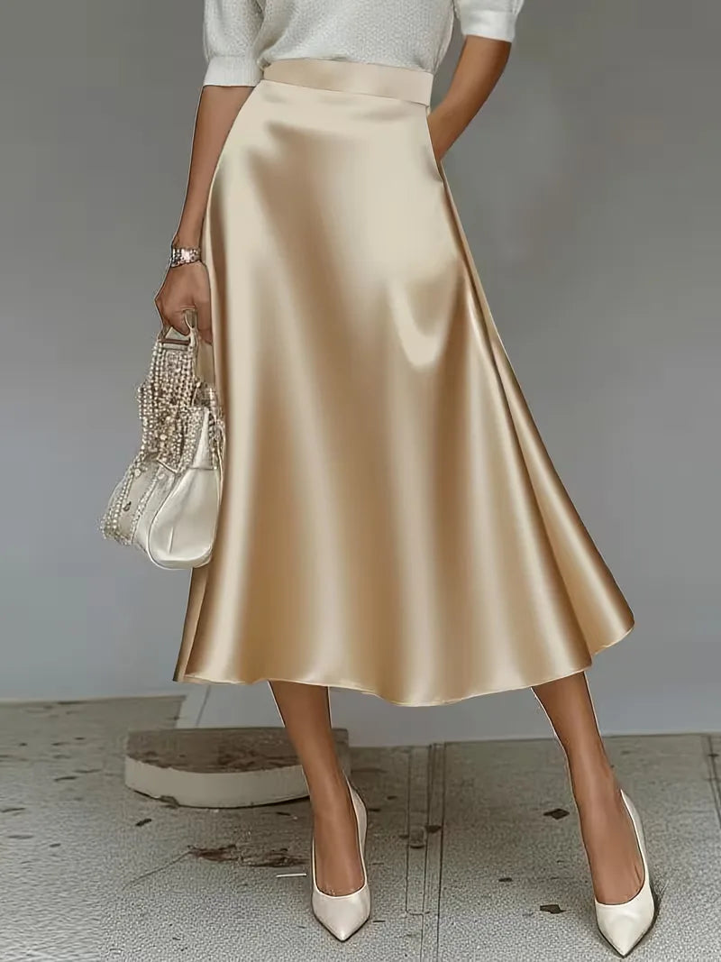 Jupe midi en satin à taille haute