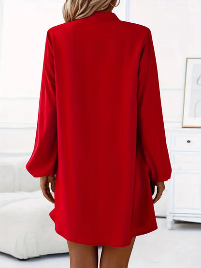 Robe chemise avec col en V et manches longues