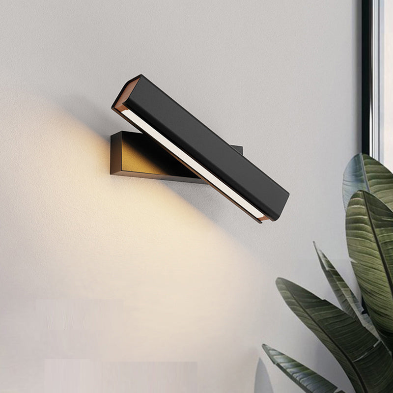 Modern LED Wall Lamp of Wood and Metal