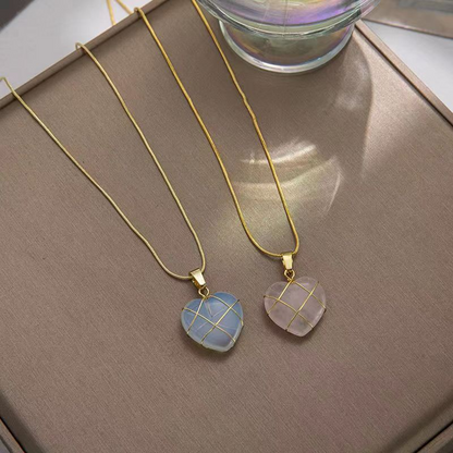 Fashionable Moonstone Necklace