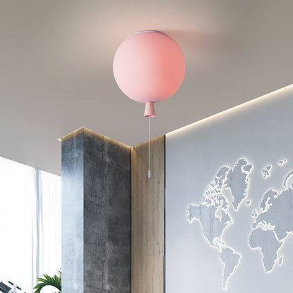 Plafoniera LED giocosa con design a palloncino